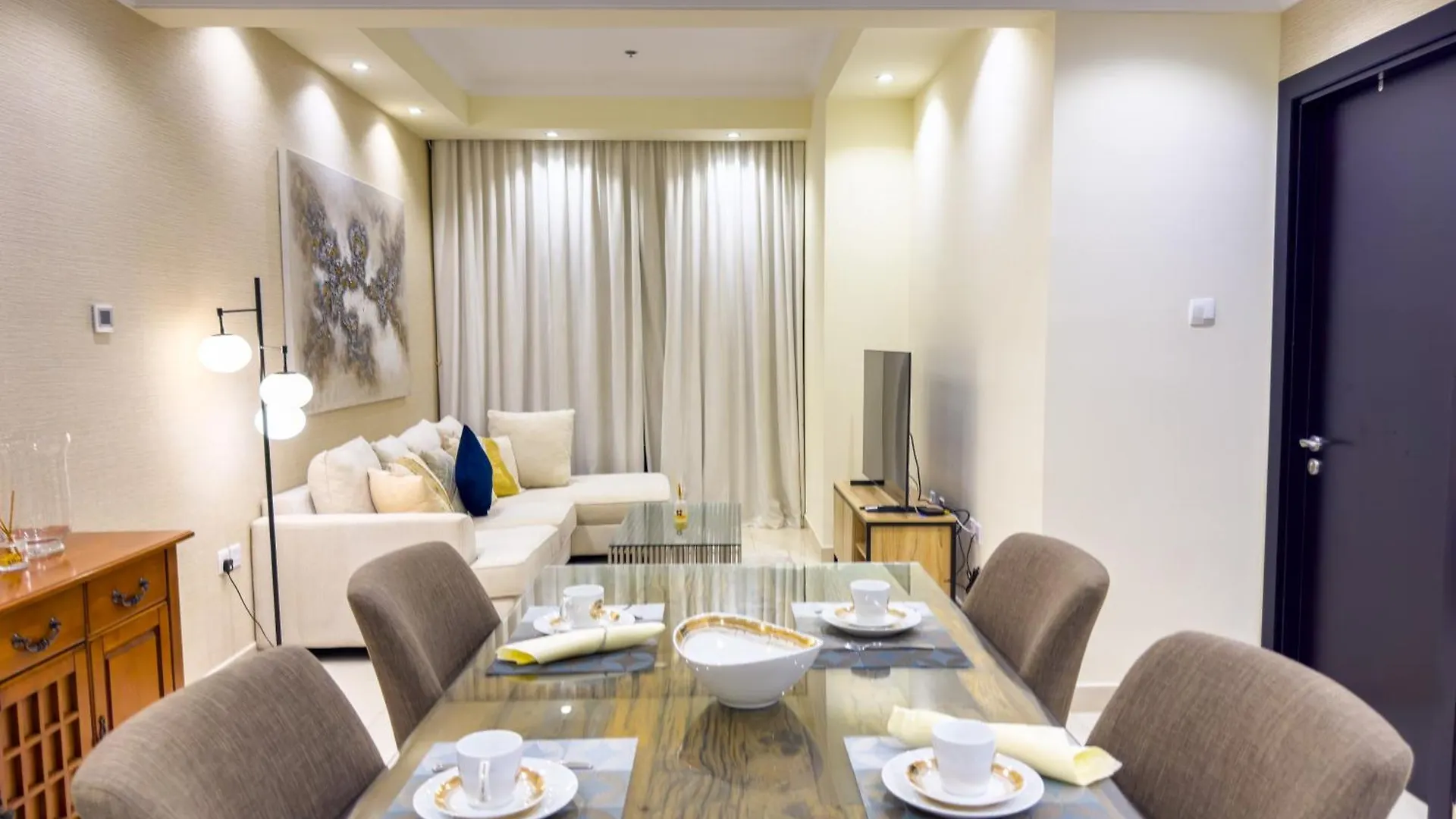 1Bhk In Business Bay Near Metro Apartment Dubai United Arab Emirates